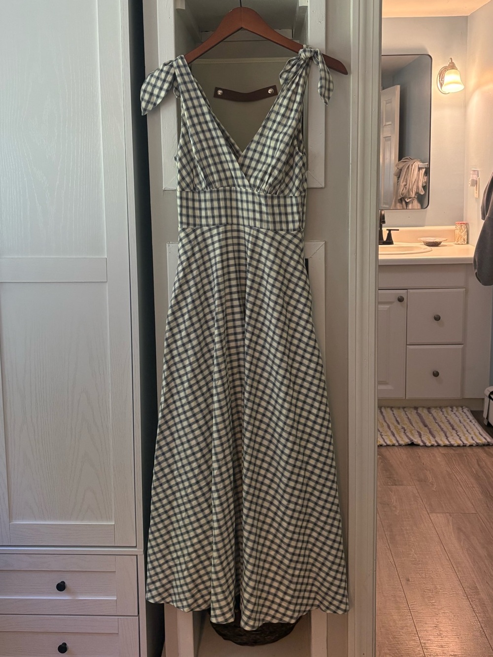 Lulu's Green Gingham Tie-Shoulder Maxi Dress - Picture 1 of 5
